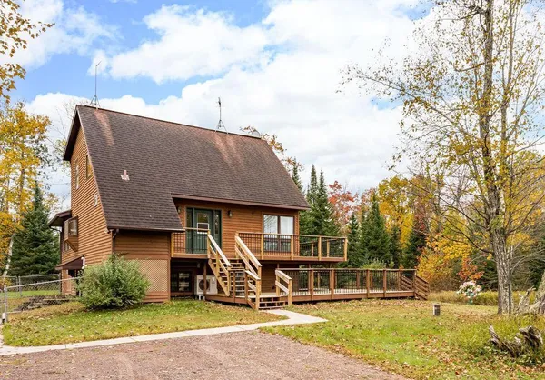 $342,500 | 94241 South Net Lake Road, Holyoke, MN 55749