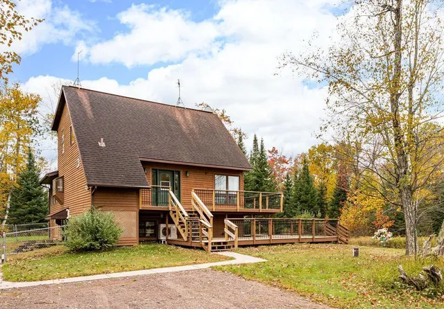 $359,000 | 94241 South Net Lake Road, Holyoke, MN 55749