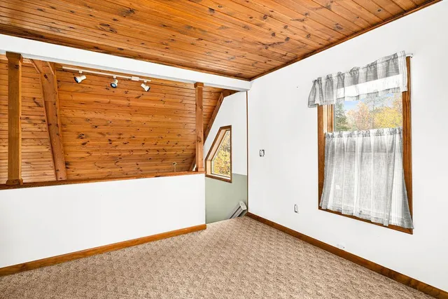 $359,000 | 94241 South Net Lake Road, Holyoke, MN 55749