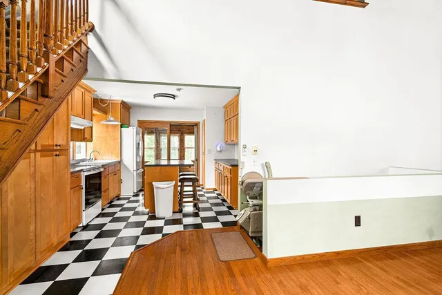 $359,000 | 94241 South Net Lake Road, Holyoke, MN 55749