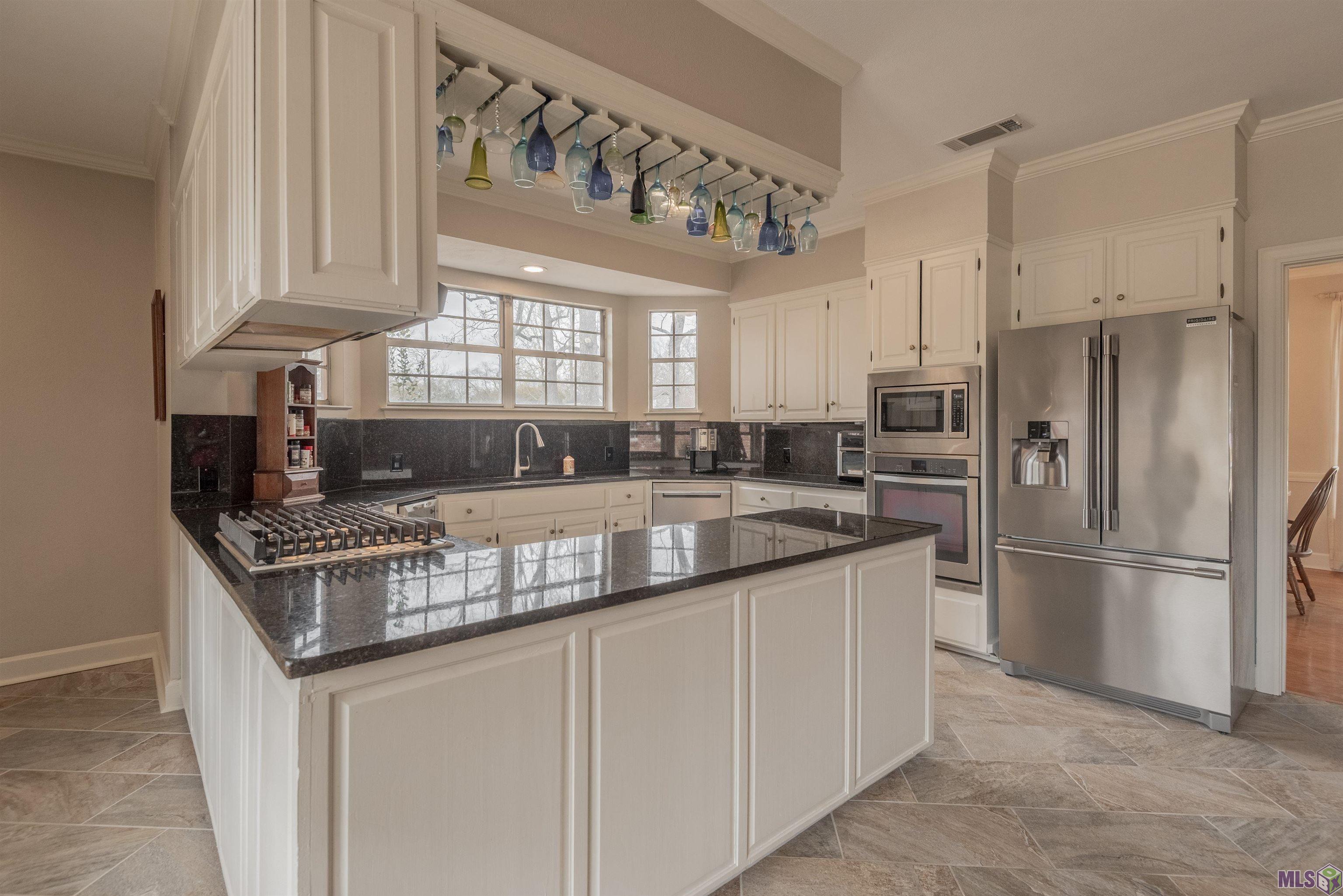 3027 Valcour Aime Avenue Baton Rouge, LA 70820 - Photo 4 of 26