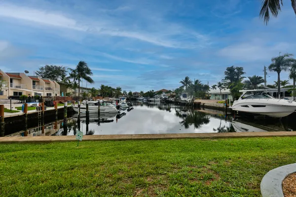 $1,400 | 391 Southeast 19th Avenue, Unit 7, Pompano Beach, FL 33060