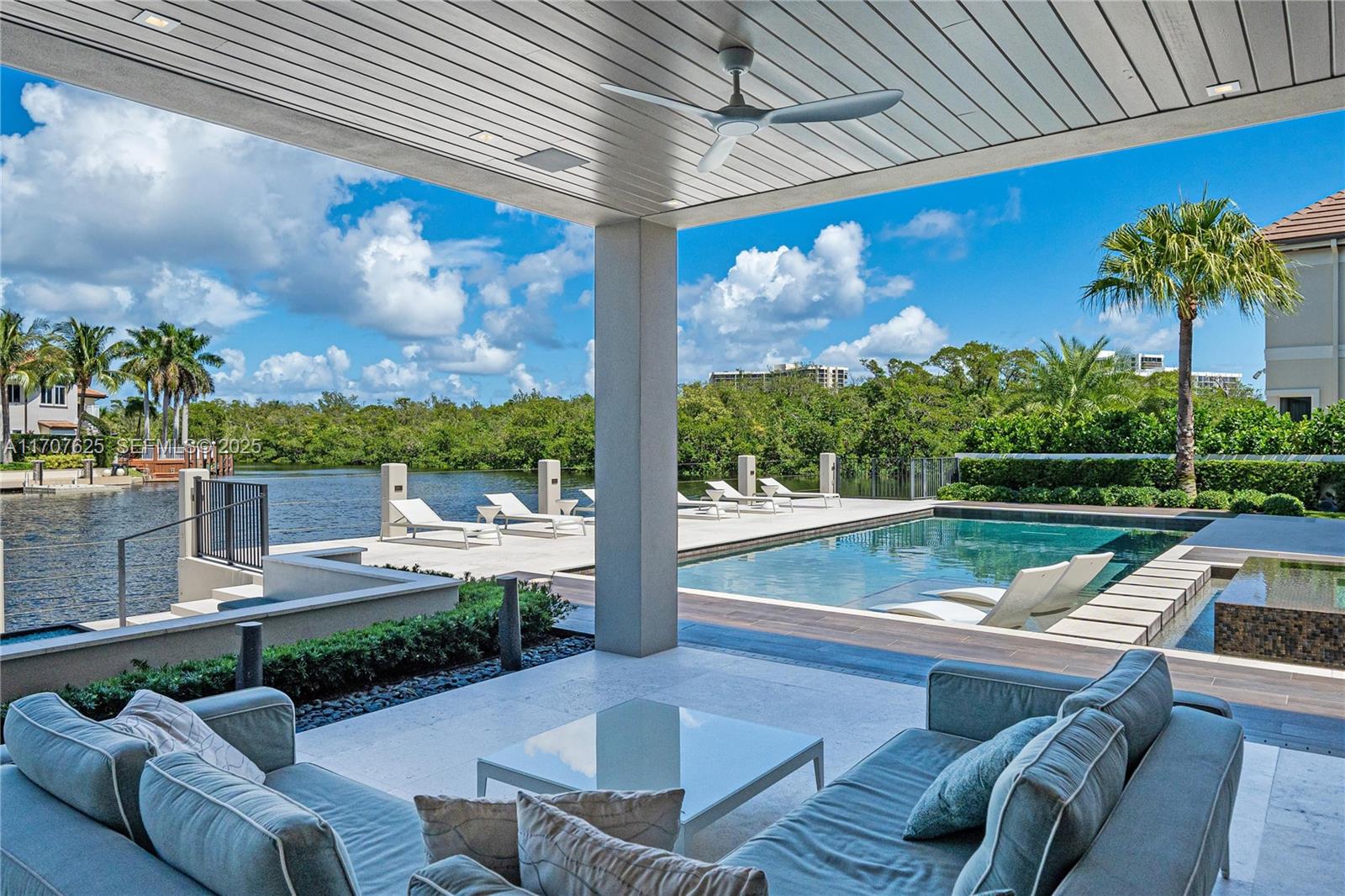 701 Northeast 45th Road Boca Raton, FL 33431 - Photo 12 of 27 Gallery Image 12