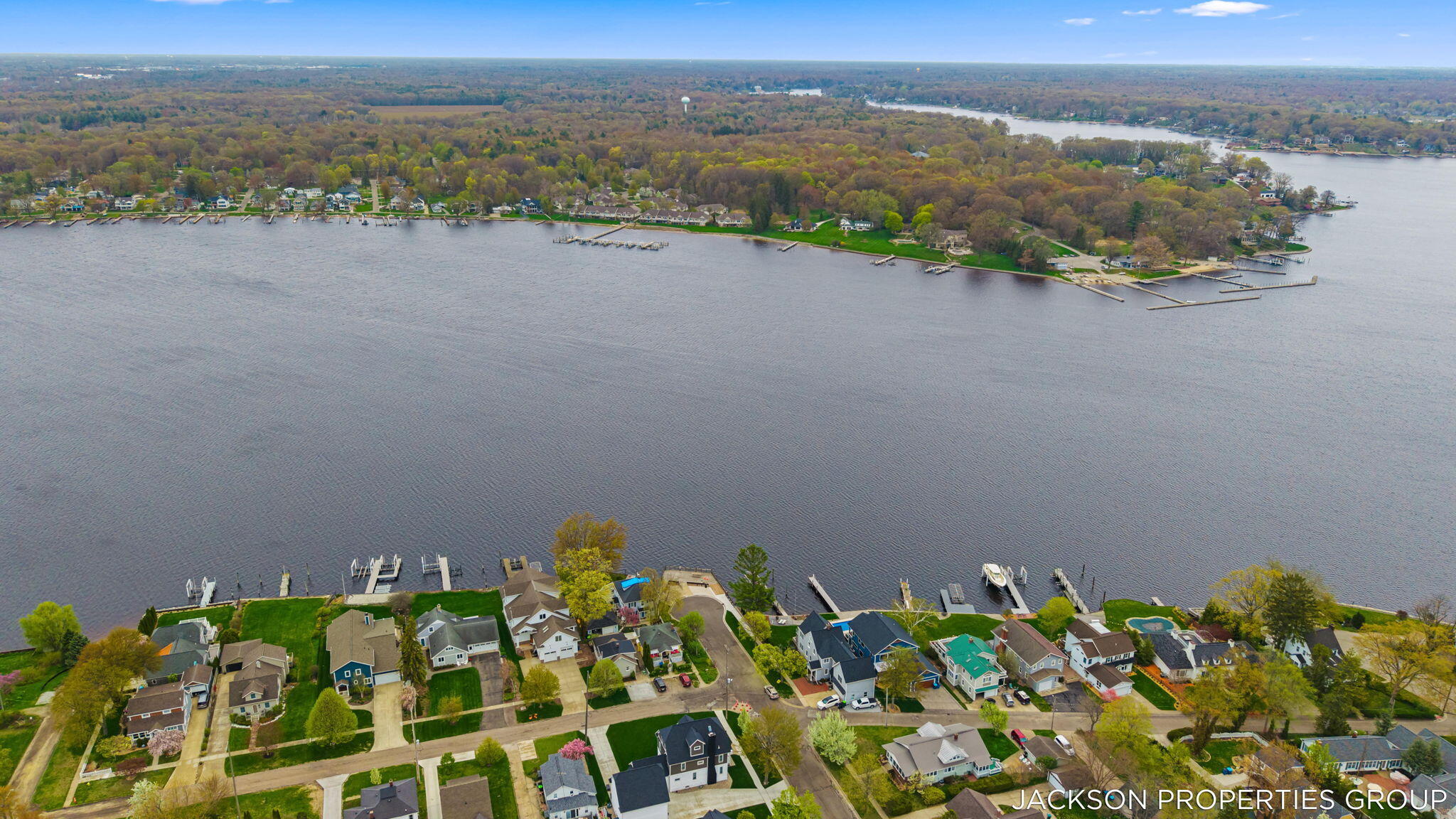 218 North Jackson Street Spring Lake, MI 49456 - Photo 53 of 64 63-web-or-mls-190