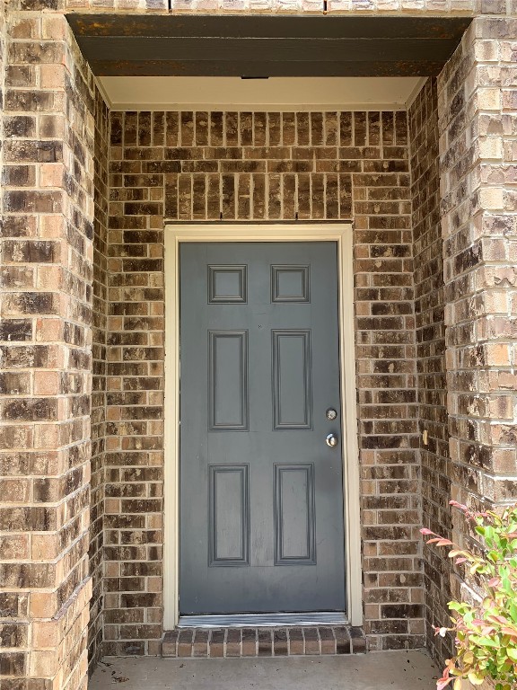 113 Sierra Mar Loop Leander, TX 78641 - Photo 4 of 22 a front view of a building