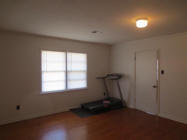6386 Highway 209 Ripley, TN 38063 - Photo 10 of 23 a room with gym equipment and a window