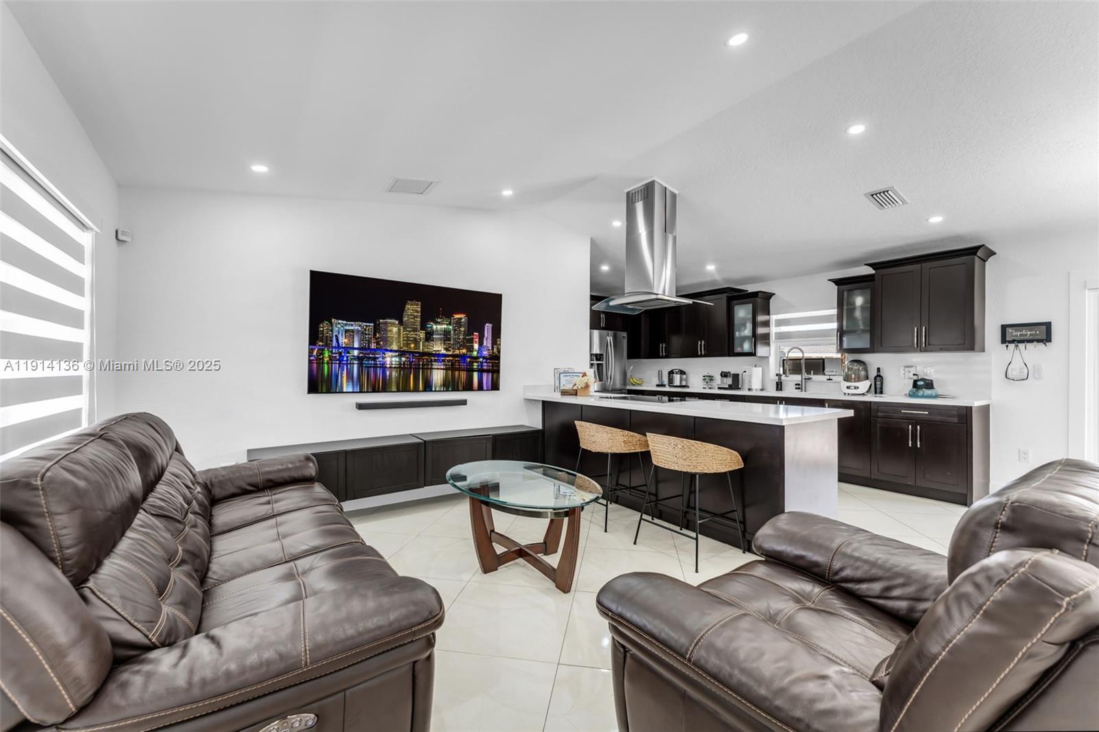 13030 Southwest 261st Terrace Homestead, FL 33032 - Photo 7 of 49