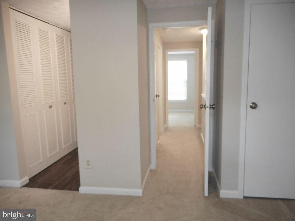 11916 Fieldthorn Court Reston, VA 20194 - Photo 23 of 49 Gallery Image 23