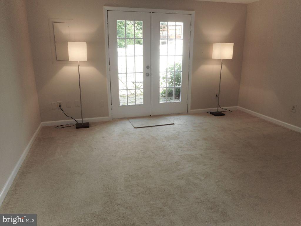 11916 Fieldthorn Court Reston, VA 20194 - Photo 32 of 49 Gallery Image 32