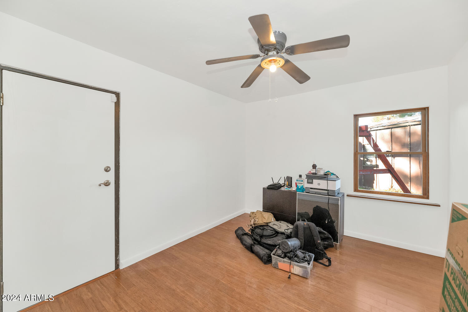 2702 North Greenfield Road Phoenix, AZ 85006 - Photo 14 of 22 2702 N Greenfield Rd (13)