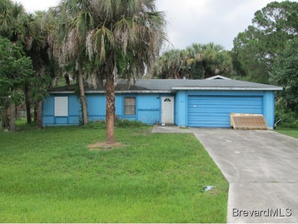 1381 Gibbs Road Southwest Palm Bay, FL 32908 - Photo 1 of 8 Primary Photo