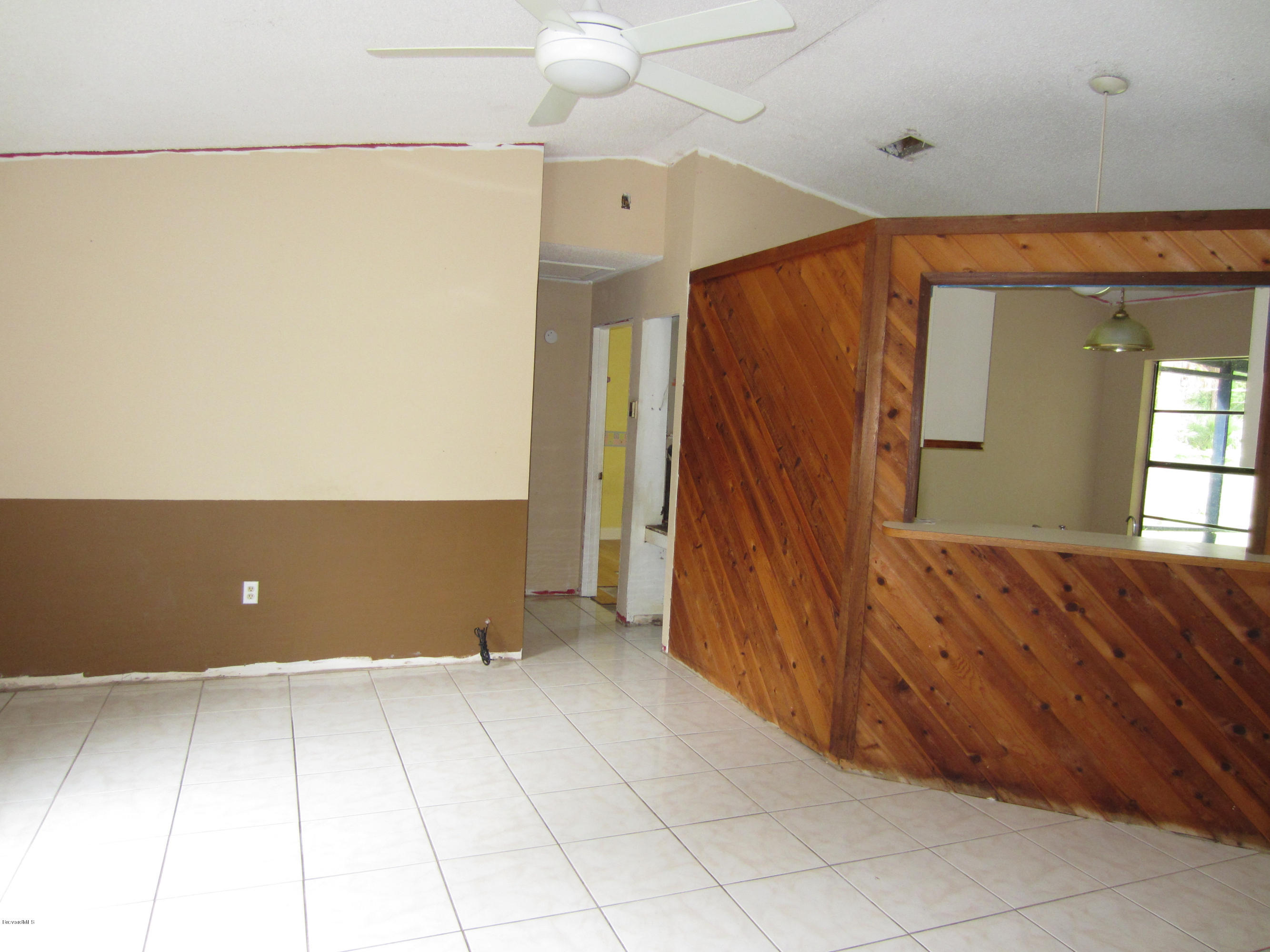 1381 Gibbs Road Southwest Palm Bay, FL 32908 - Photo 3 of 8 IMG_2804