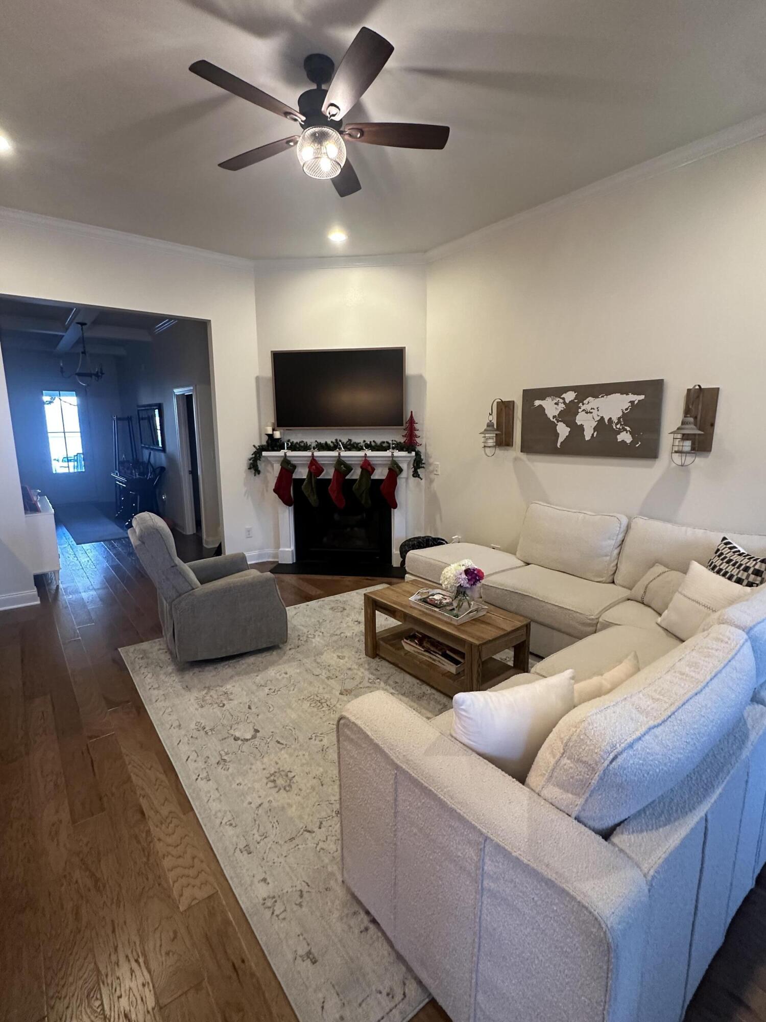 224 Killdeer Court Mount Pleasant, SC 29464 - Photo 13 of 21 IMG_8963