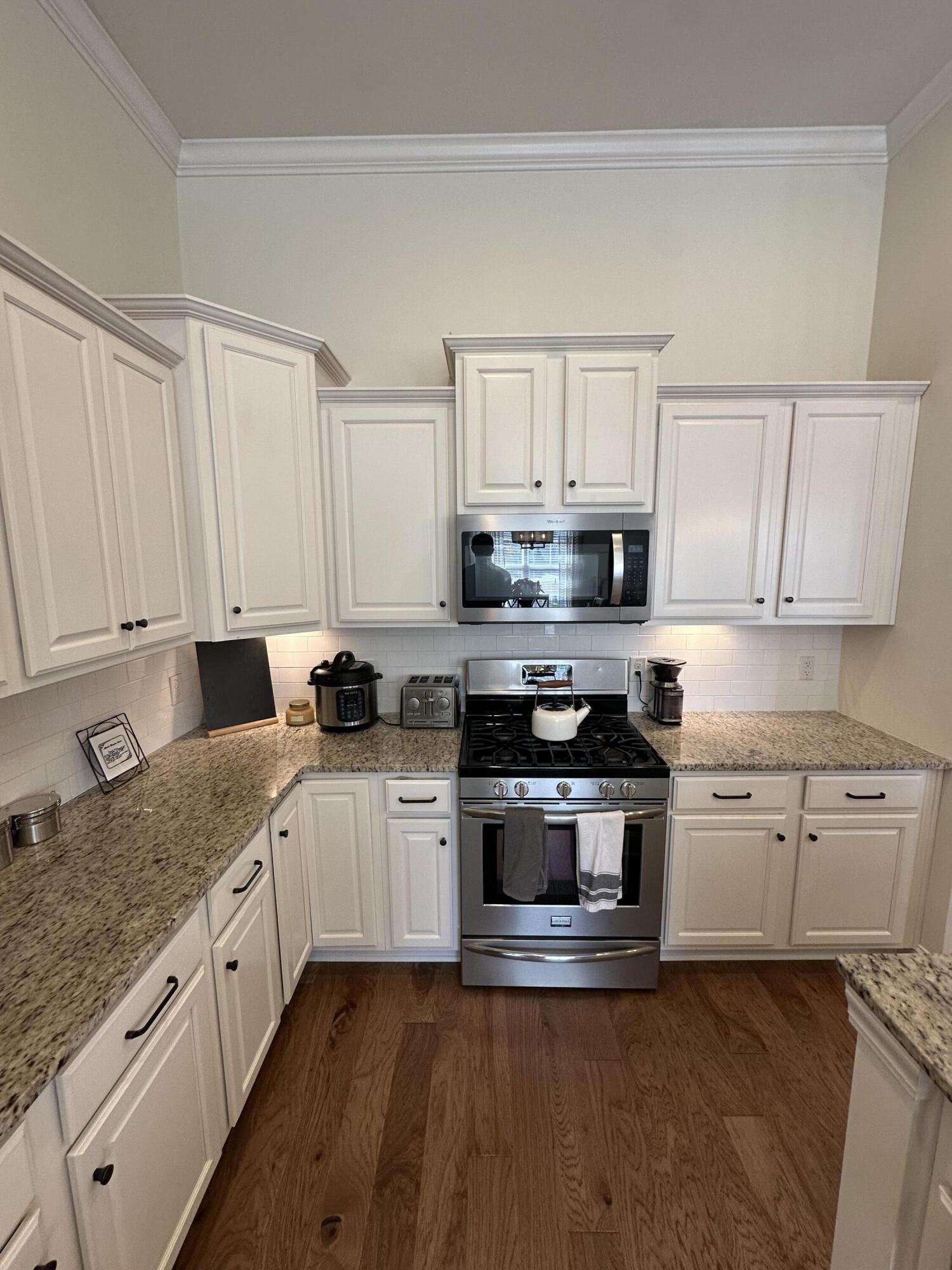 224 Killdeer Court Mount Pleasant, SC 29464 - Photo 8 of 21 IMG_8937