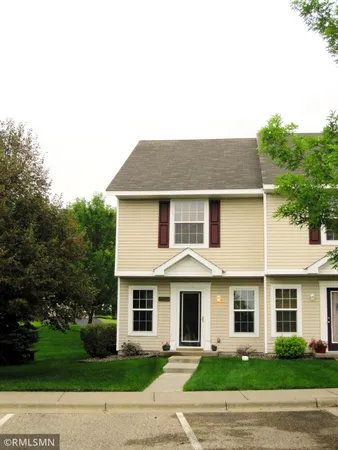 $1,450 | 1960 Pika Trail, Unit A, River Falls, WI 54022