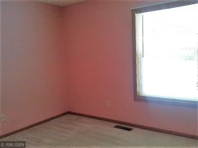 $1,450 | 1960 Pika Trail, Unit A, River Falls, WI 54022