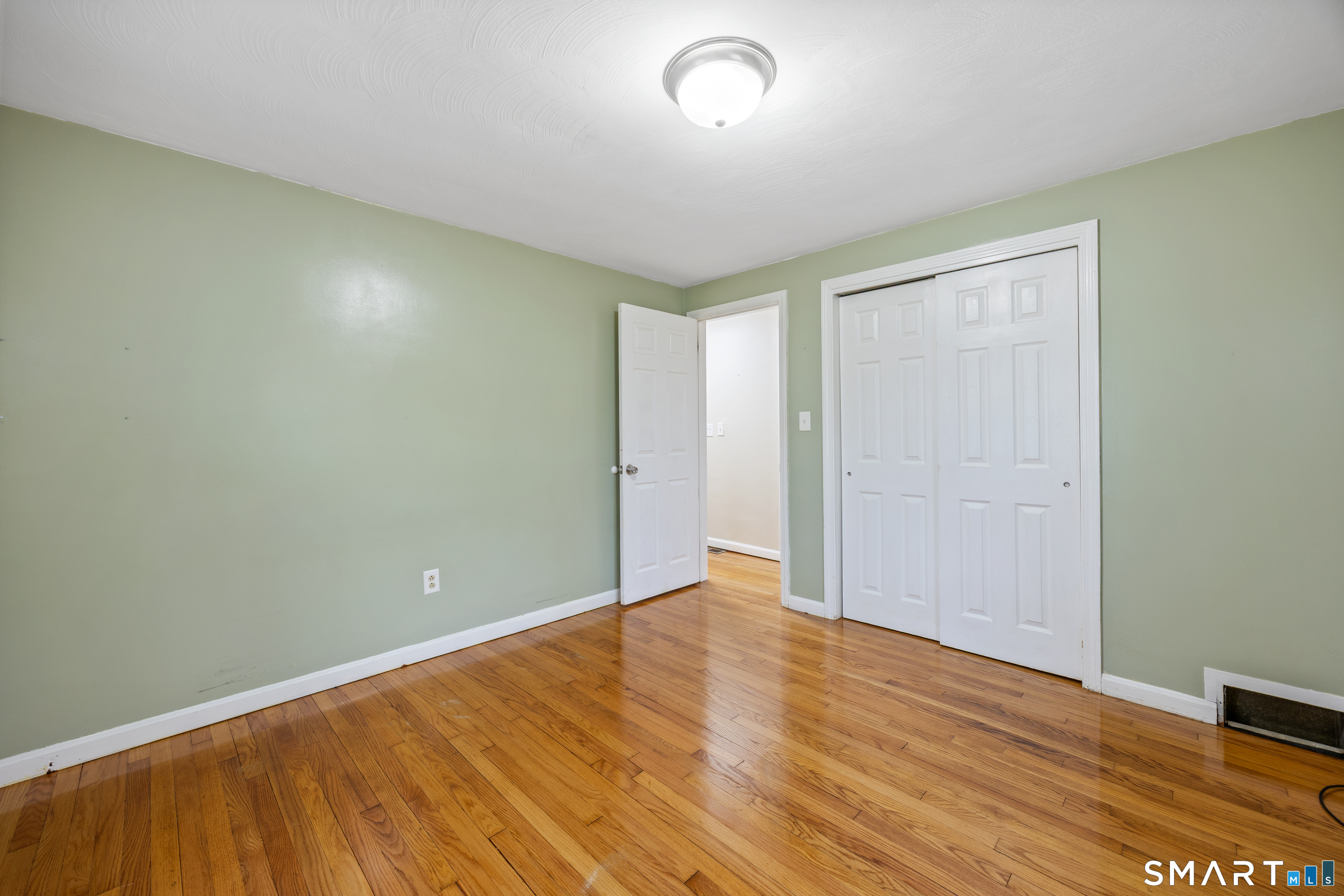 31 Kiefer Road Southington, CT 06489 - Photo 13 of 22