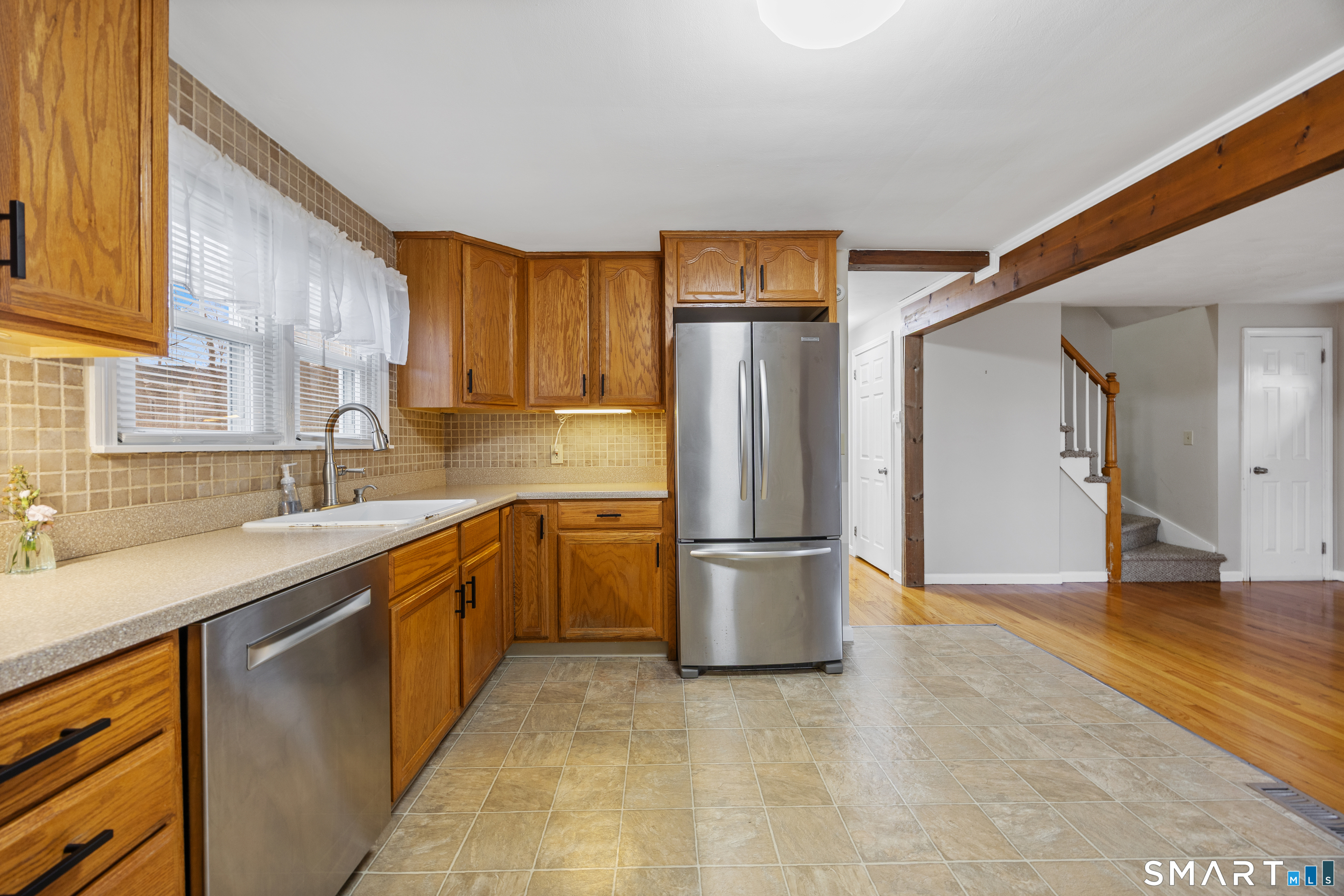 31 Kiefer Road Southington, CT 06489 - Photo 5 of 22