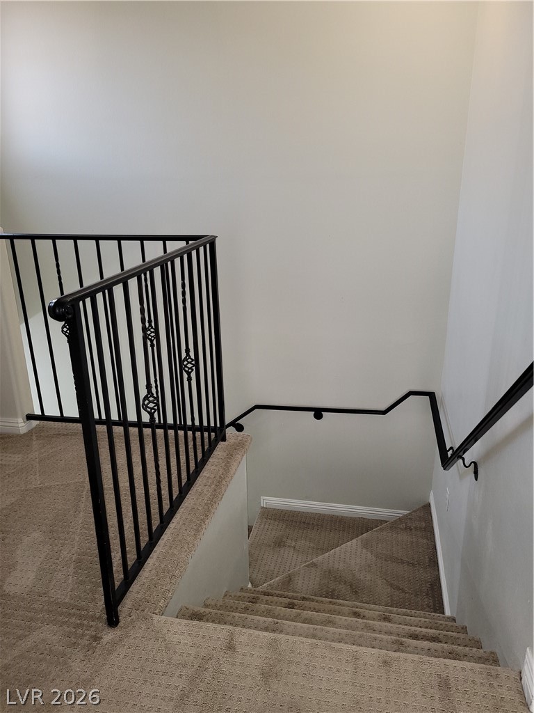 8555 West Russell Road, Unit 2094 Las Vegas, NV 89113 - Photo 4 of 31 Stairway