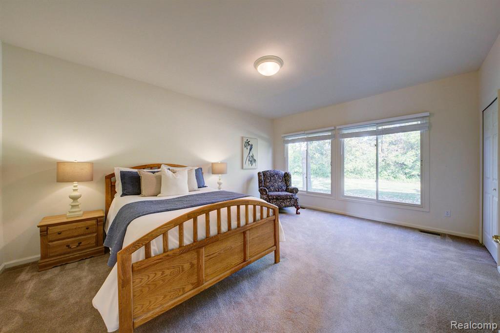 47774 Pavillon Road Canton, MI 48188 - Photo 11 of 45