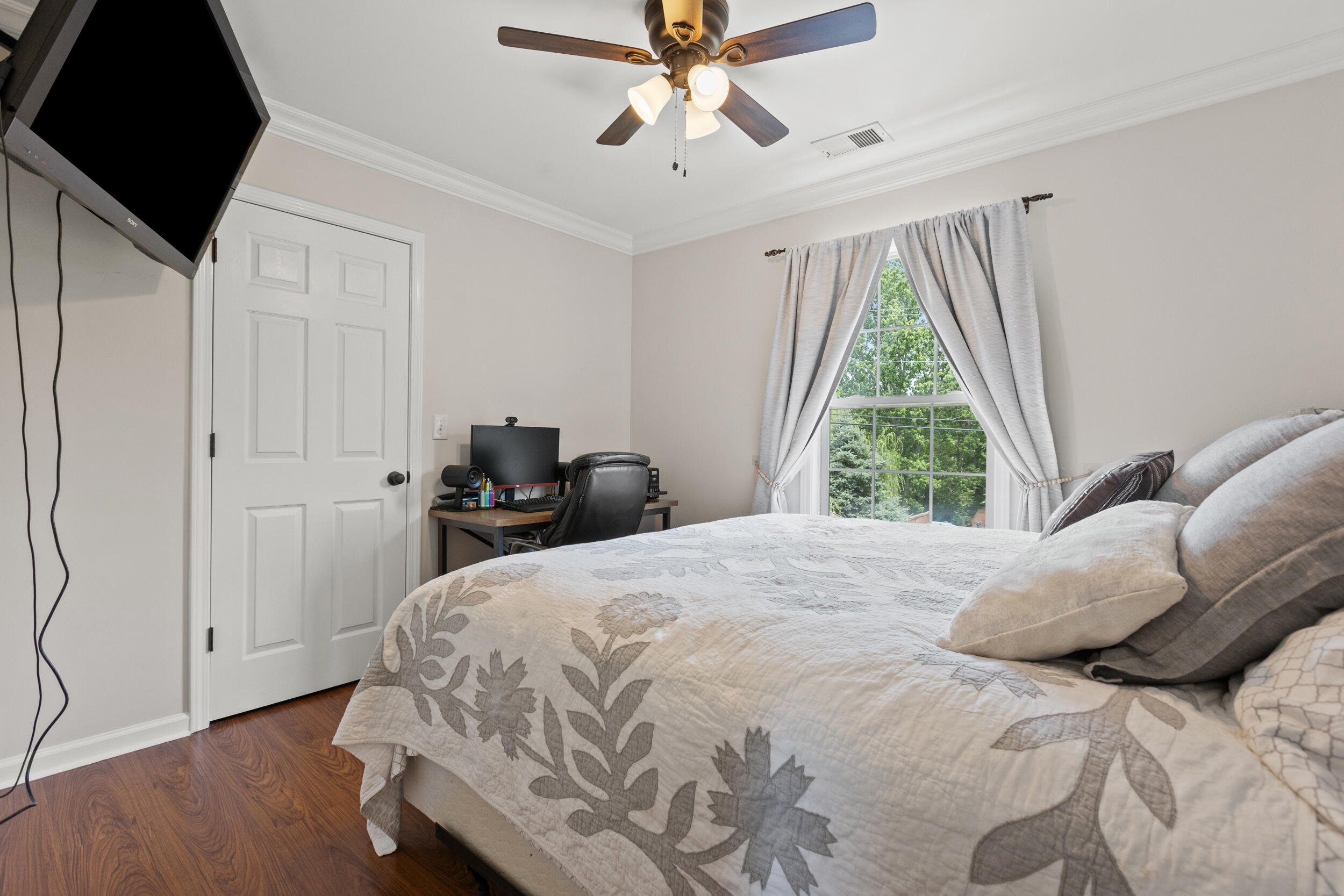500 Williams Road Nicholasville, KY 40356 - Photo 25 of 38 2nd Floor Bedroom