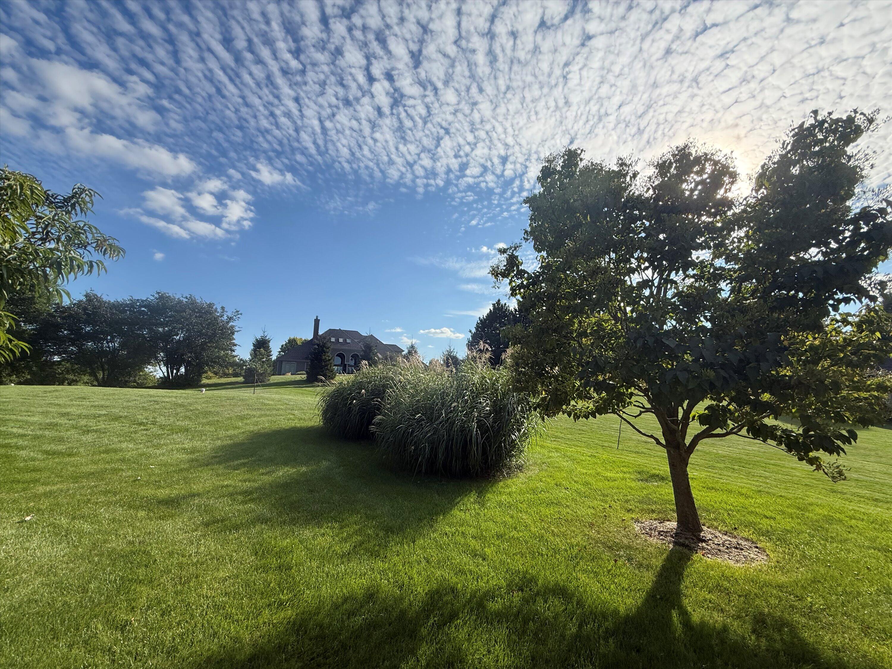 139 Legend Court Wales, WI 53183 - Photo 97 of 103 18-IMG_3680