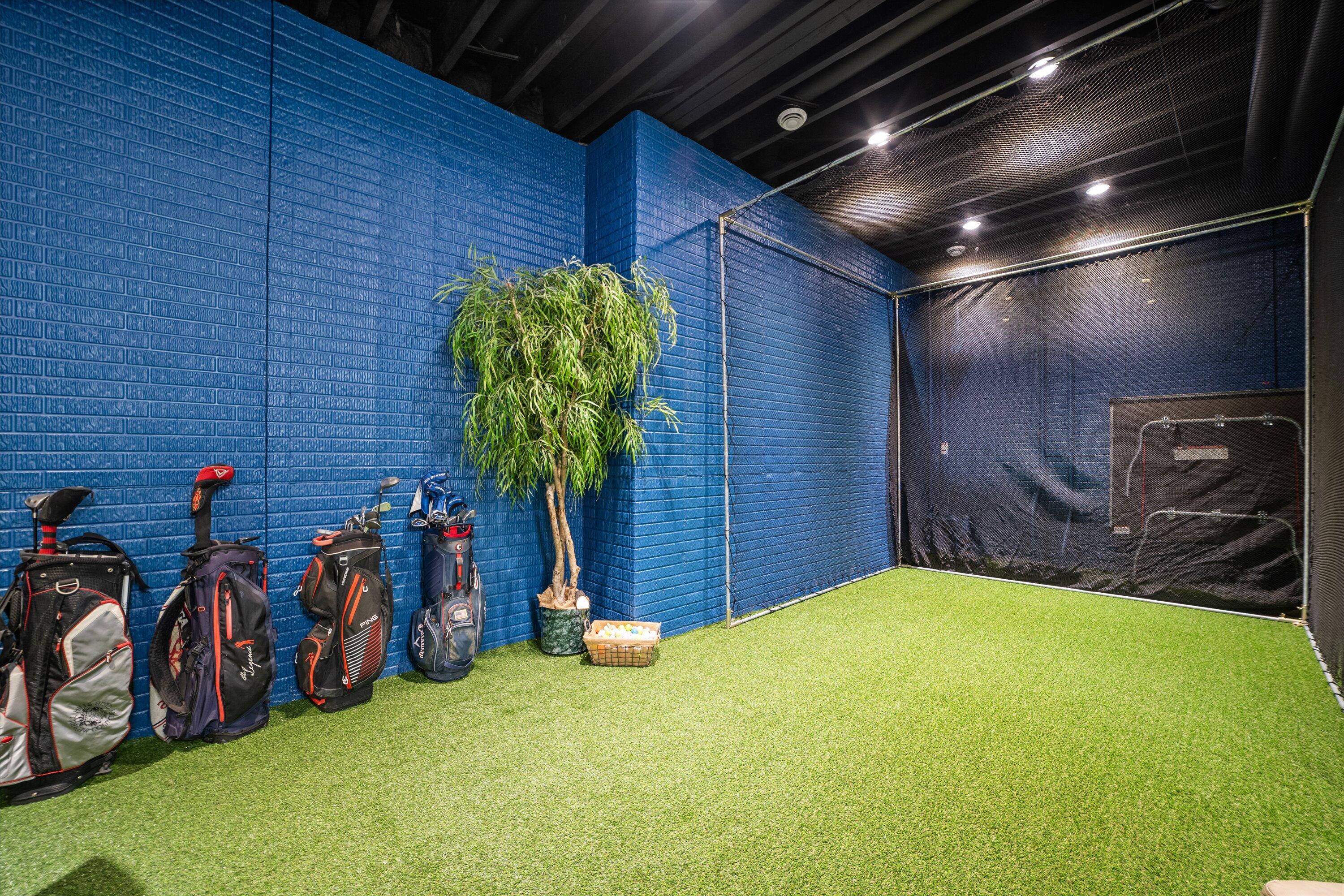 139 Legend Court Wales, WI 53183 - Photo 13 of 82 Golf Simulator Room