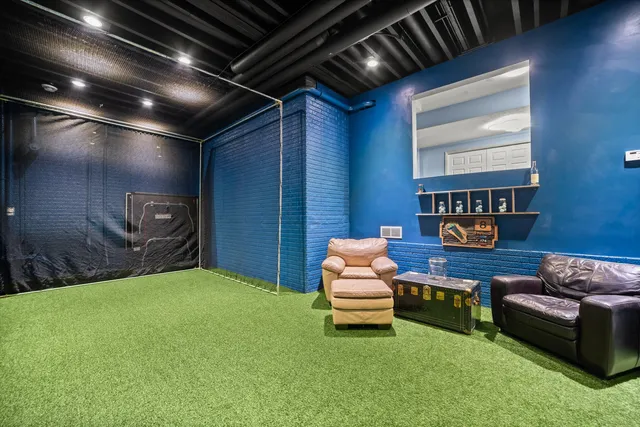 $1,399,900 | 139 Legend Court, Wales, WI 53183