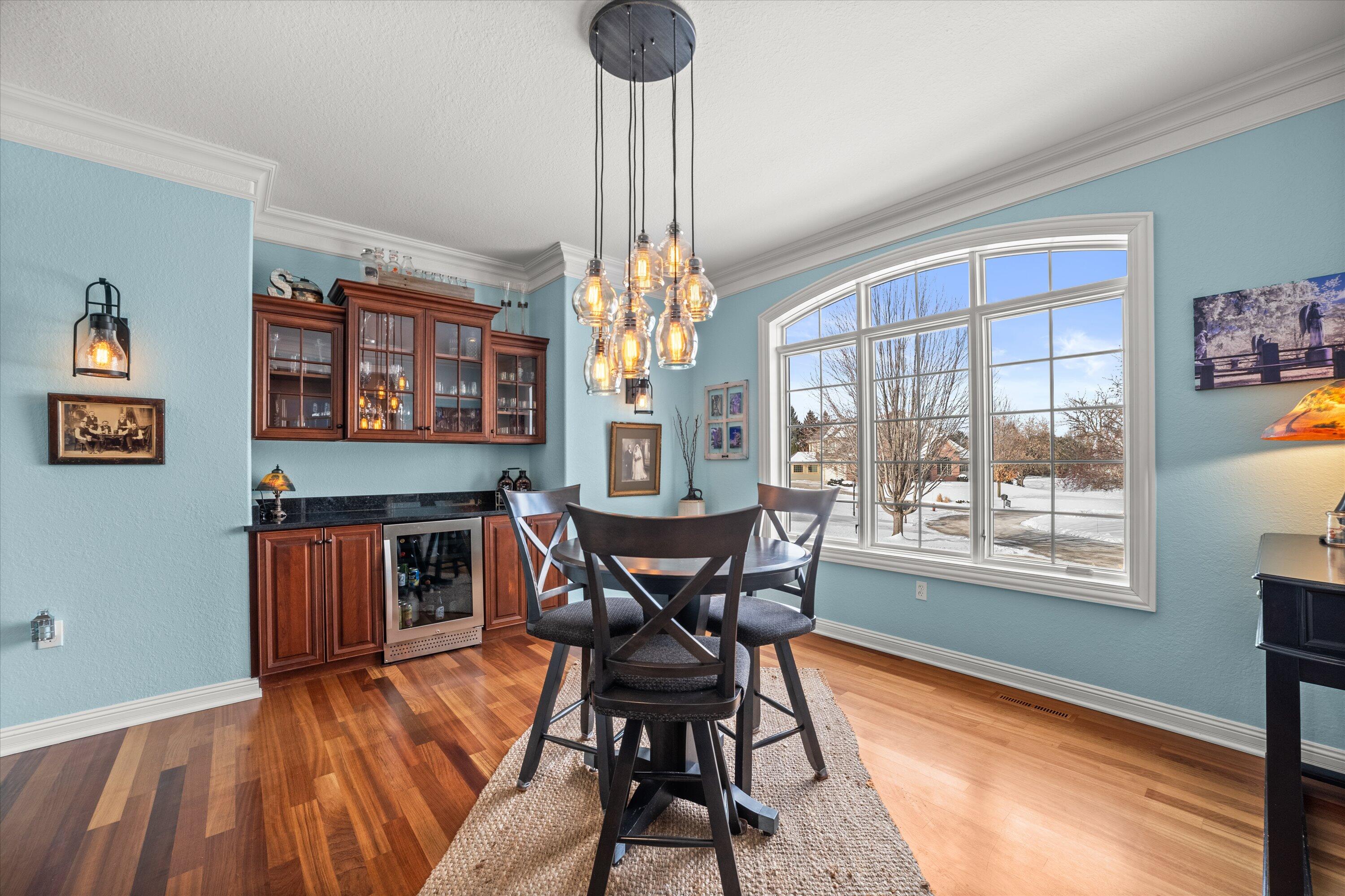 139 Legend Court Wales, WI 53183 - Photo 20 of 103 Dining room