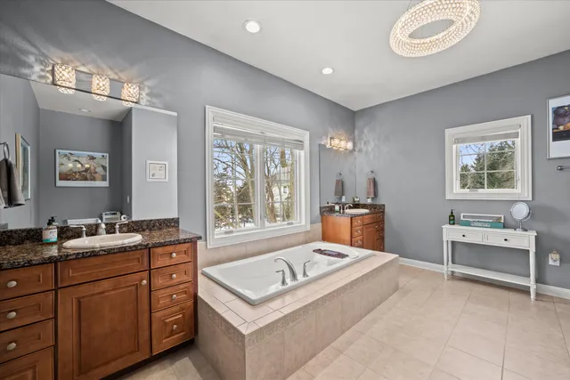 $1,399,900 | 139 Legend Court, Wales, WI 53183