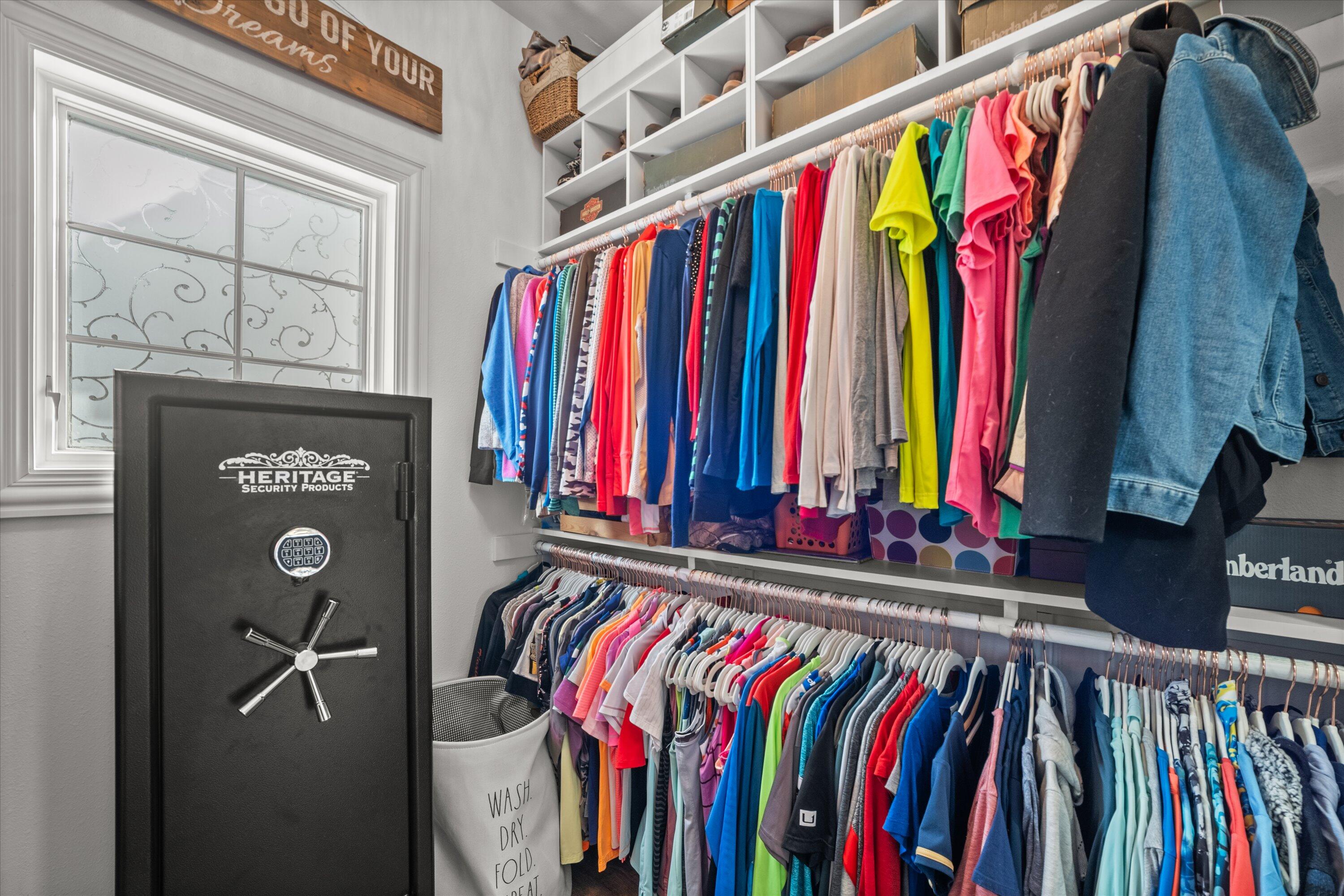 139 Legend Court Wales, WI 53183 - Photo 49 of 103 Lots Of Organization