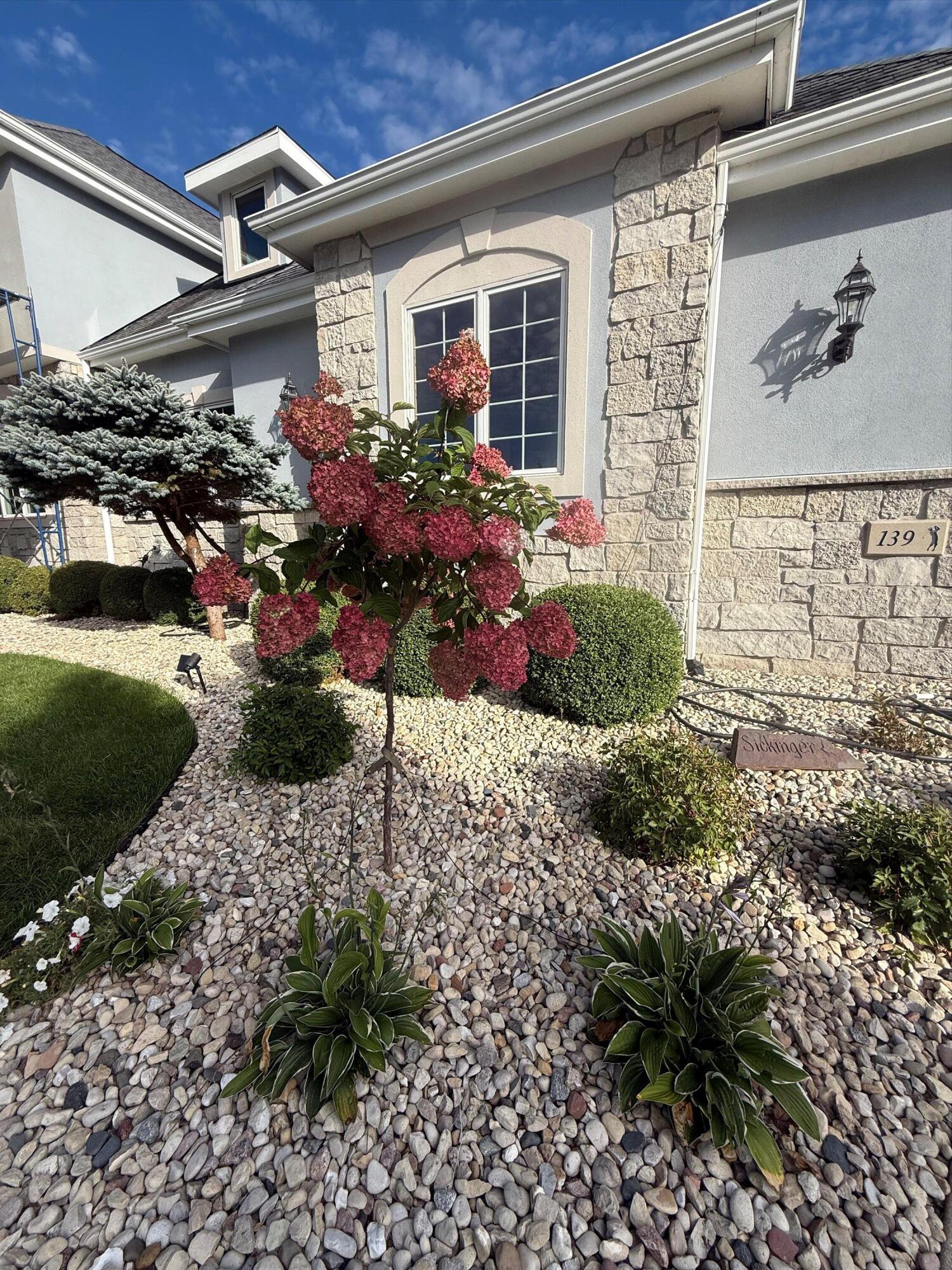 139 Legend Court Wales, WI 53183 - Photo 91 of 103 11-IMG_3672