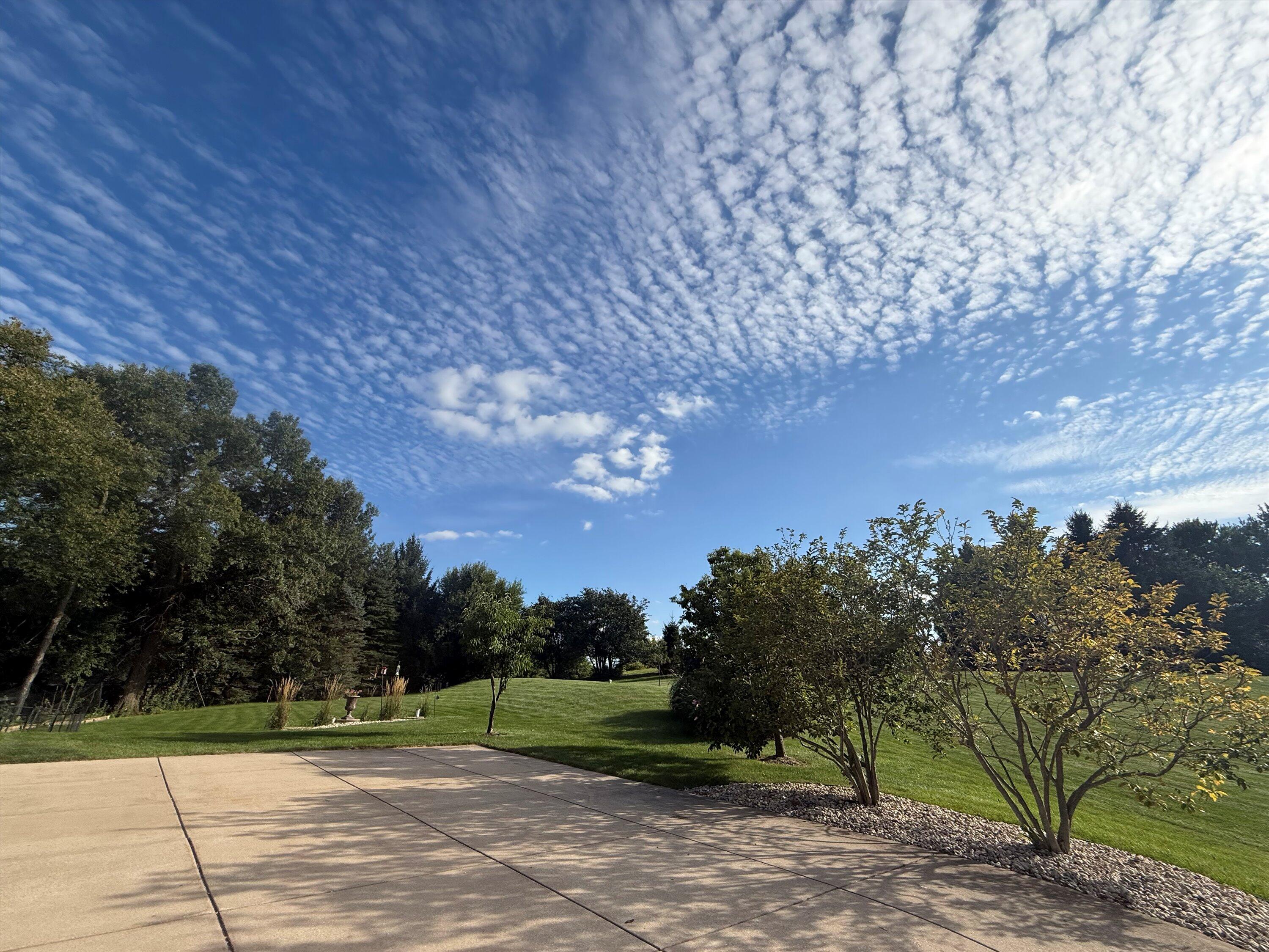 139 Legend Court Wales, WI 53183 - Photo 93 of 103 14-IMG_3676