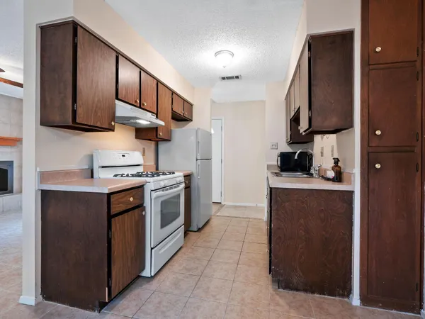 $1,650 | 3513 Westchester Avenue, Unit 102, Austin, TX 78759
