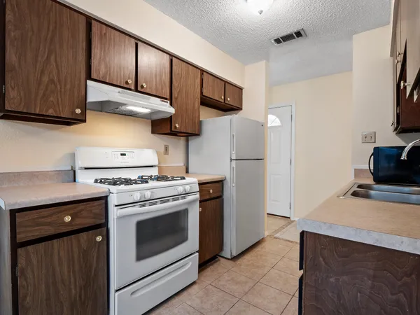 $1,650 | 3513 Westchester Avenue, Unit 102, Austin, TX 78759