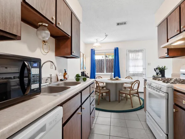 $1,650 | 3513 Westchester Avenue, Unit 102, Austin, TX 78759