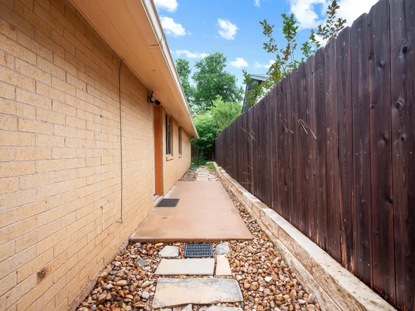 $1,650 | 3513 Westchester Avenue, Unit 102, Austin, TX 78759