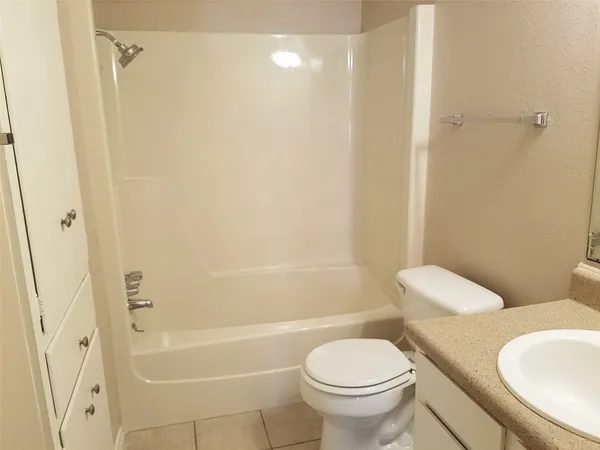 $1,650 | 3513 Westchester Avenue, Unit 102, Austin, TX 78759