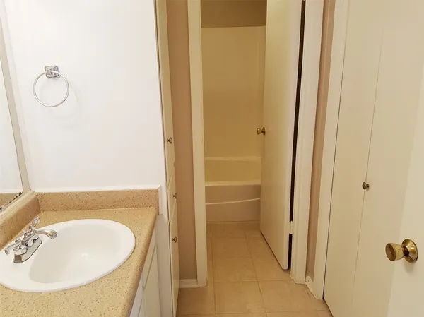 $1,650 | 3513 Westchester Avenue, Unit 102, Austin, TX 78759