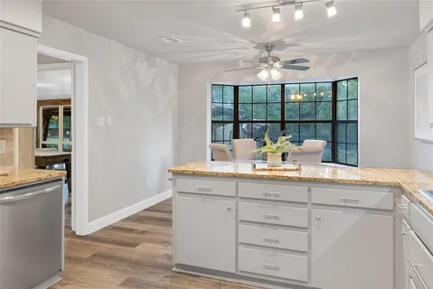 $514,500 | 1140 Stoney Creek Drive, Cedar Hill, TX 75104
