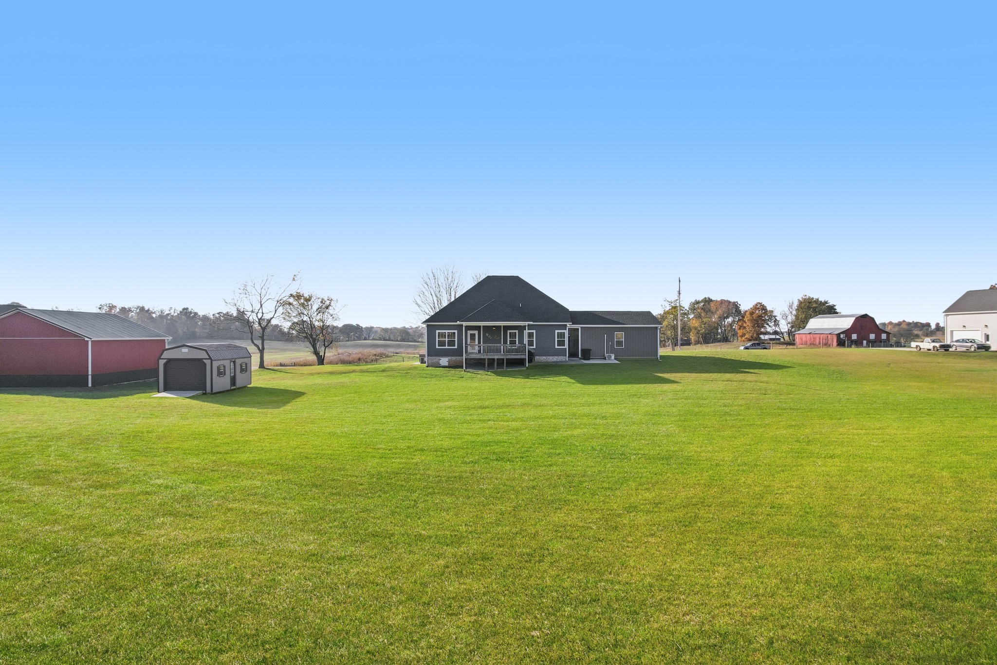 5685 Minnis Road Springfield, TN 37172 - Photo 74 of 93 a house with a garden