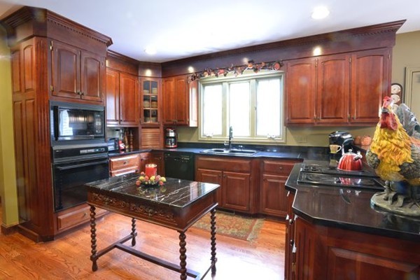 10 Lancaster Road North Andover, MA 01845 - Photo 12 of 30 Gallery Image 12