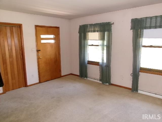 256 West Post Street Bloomfield, IN 47424 - Photo 3 of 20