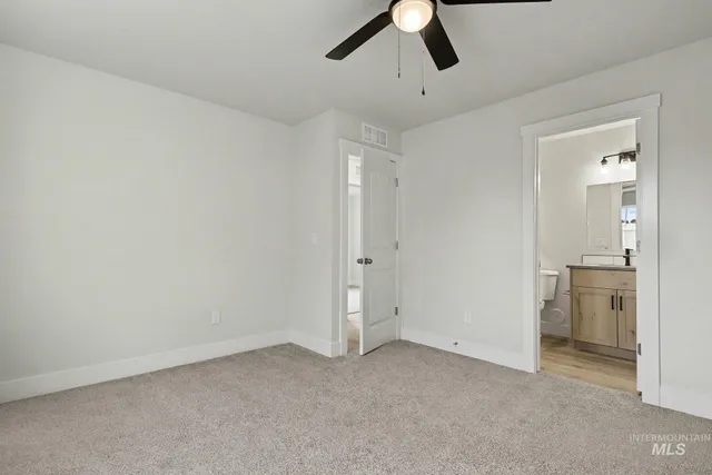 $335,000 | 326 Packer Lane, Homedale, ID 83628