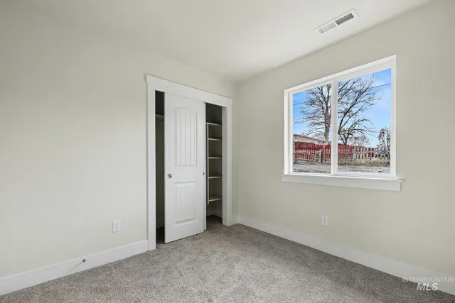 $335,000 | 326 Packer Lane, Homedale, ID 83628