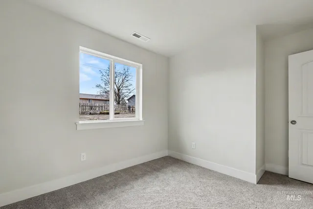 $335,000 | 326 Packer Lane, Homedale, ID 83628