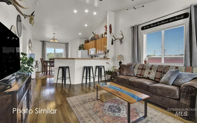 $335,000 | 326 Packer Lane, Homedale, ID 83628