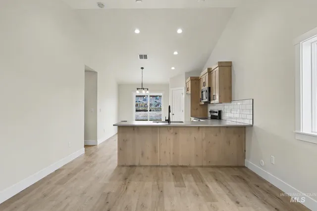 $335,000 | 326 Packer Lane, Homedale, ID 83628