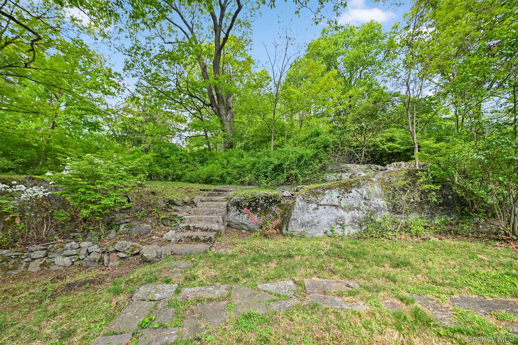 24 Country Road Mamaroneck, NY 10543 - Photo 33 of 37