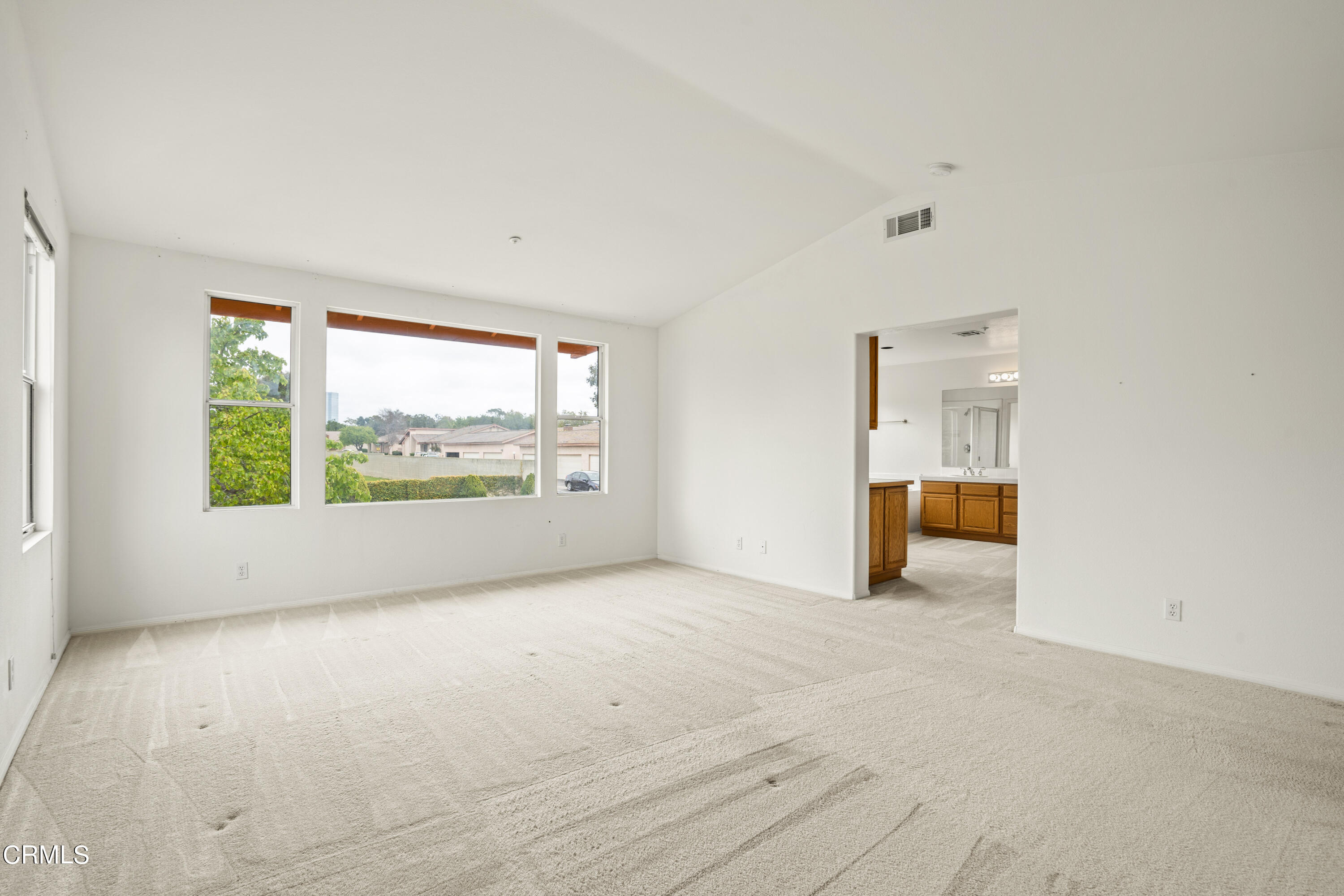 2410 Ivory Way Oxnard, CA 93036 - Photo 39 of 64 DSC06623